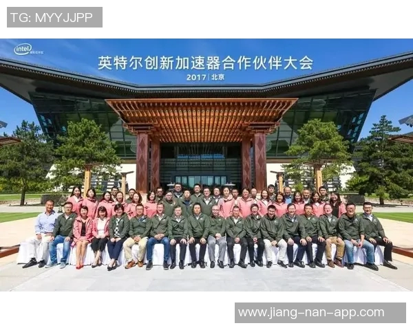 全球男足球星的孩子们成长故事与未来潜力探讨